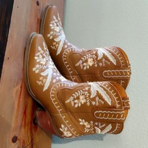 Dingo women's cowgirl boots